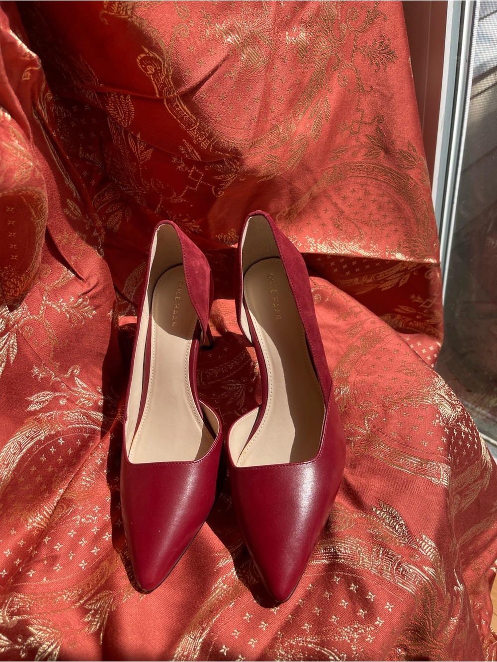 Cole Haan Women's Burgundy Pointed-Toe Leather Pumps - Picture 4 of 16
